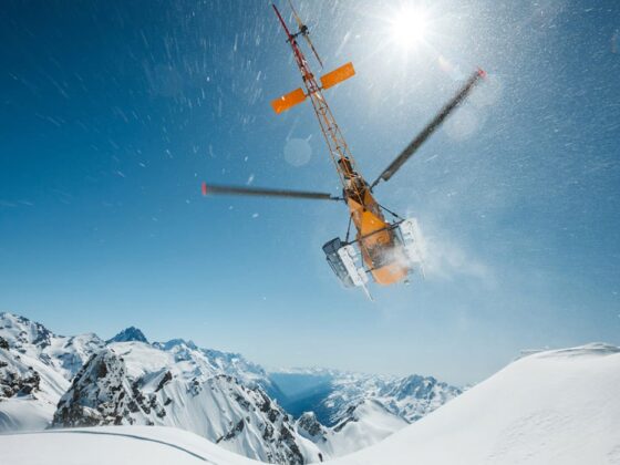 Mont blanc helicopter heli skiing private chopper