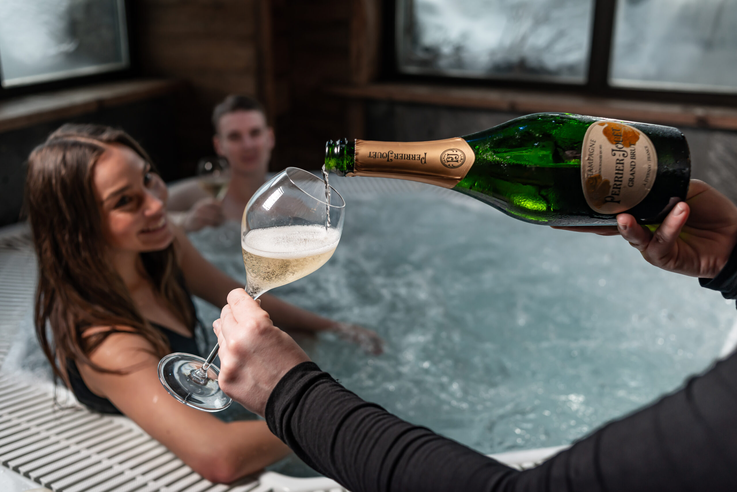 Hot tub and Champagne — book direct ski chalet French Alps